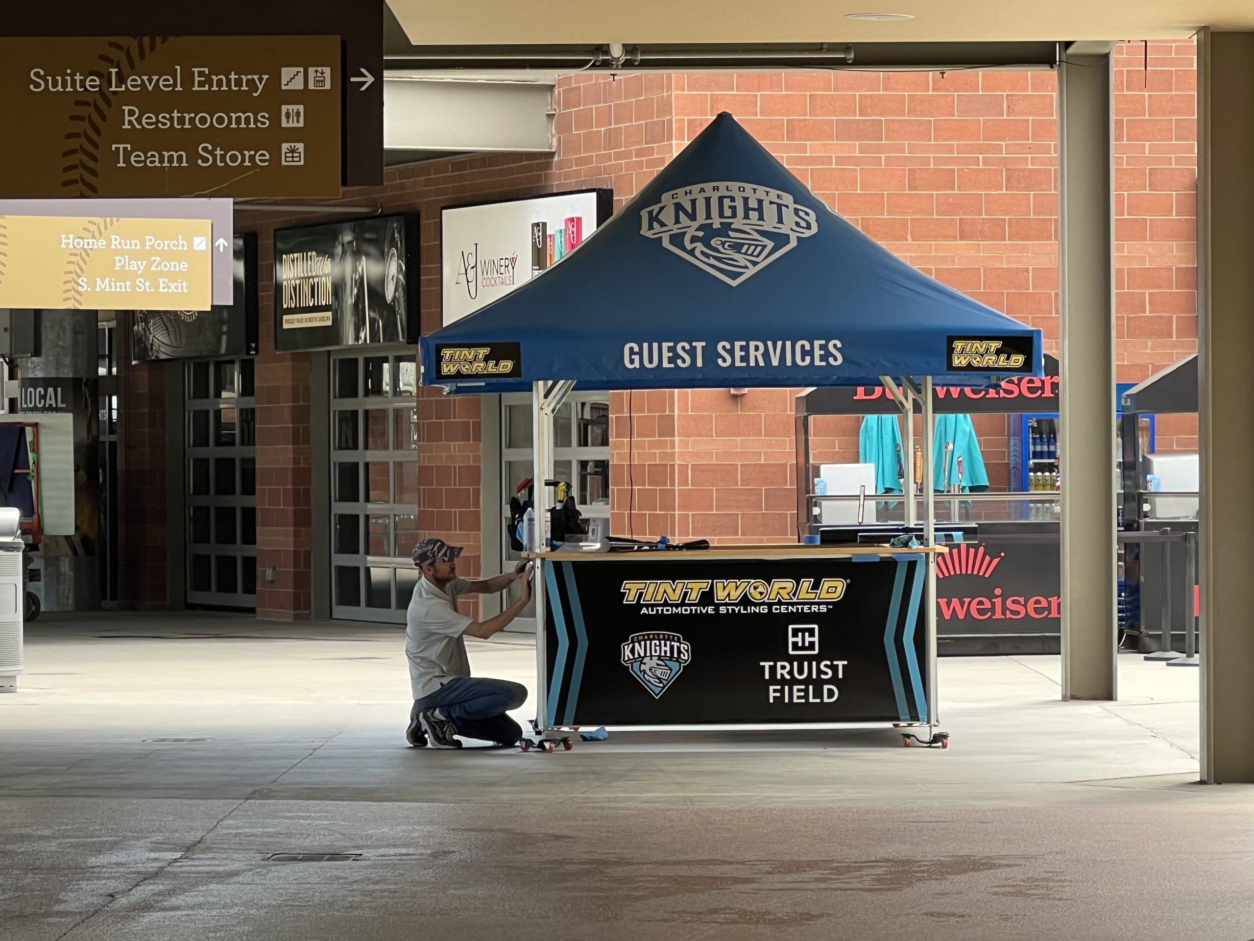 Custom pop-up displays
